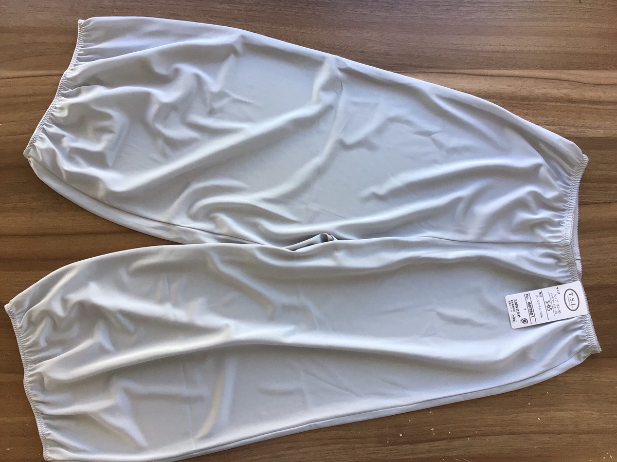 サンセイ 日本製生地 ガウチョ用ペチパンツ ガウチョパンツやワイドパンツの裾が床につかない 静電気防止 吸汗速乾 レディース グレー Sの画像1