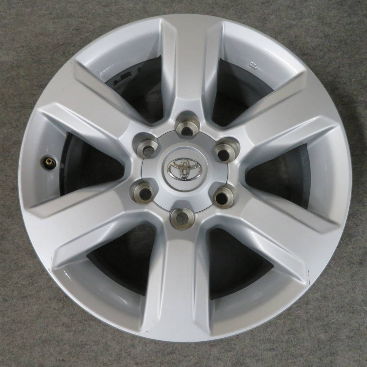 TOYOTA　150系 プラド純正　17×7.5Ｊ+25　6Ｈ/139.7　4本_画像5