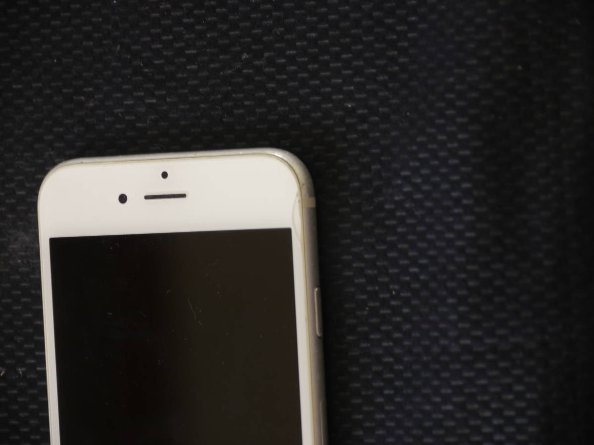 NTT docomo　Apple　iPhone 6　Silver シルバー　A1586　スマートフォン　アクティベーションロック状態　現状品_画像4