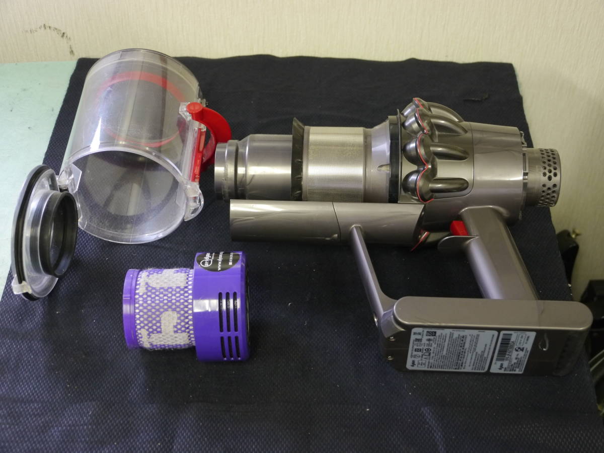 Dyson　Cyclone V10　Fluffy　SV12FF　コードレスクリーナー　動作確認済　バッテリー現状品_画像4