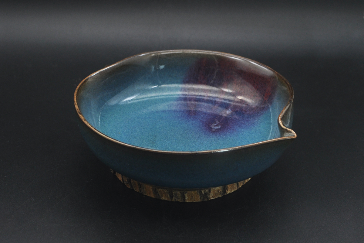 全信頼を寄せる 窯変 建窯 宋代 彩虹 直径12.5CM 高さ7.3CM 箱付 供御款 茶盃2客 宋