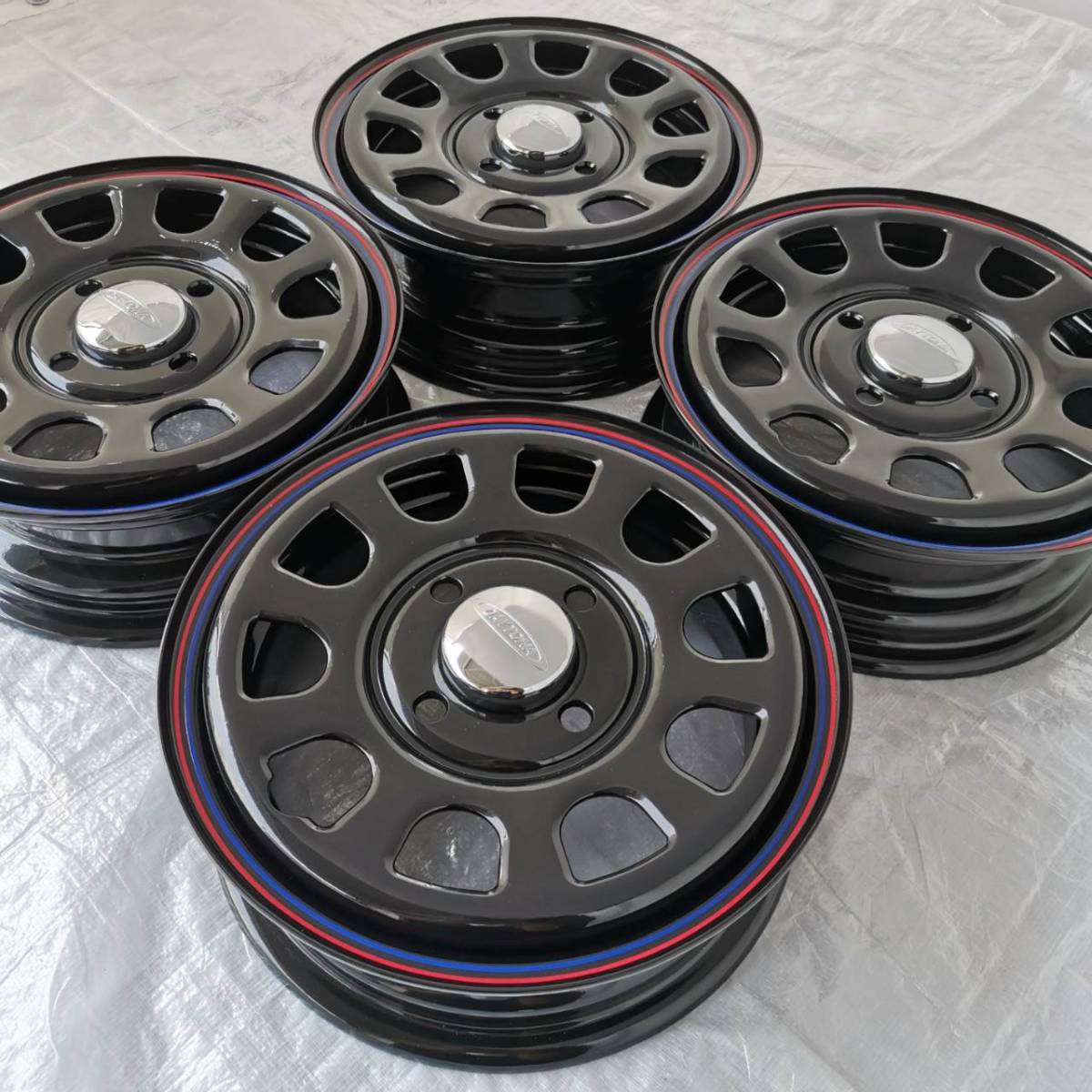 新品 デイトナ 12-4.0J＋42 4-100 ブラック ホイール4本SET 軽トラ 軽バン アウトレット特価(W2397-3)_画像2