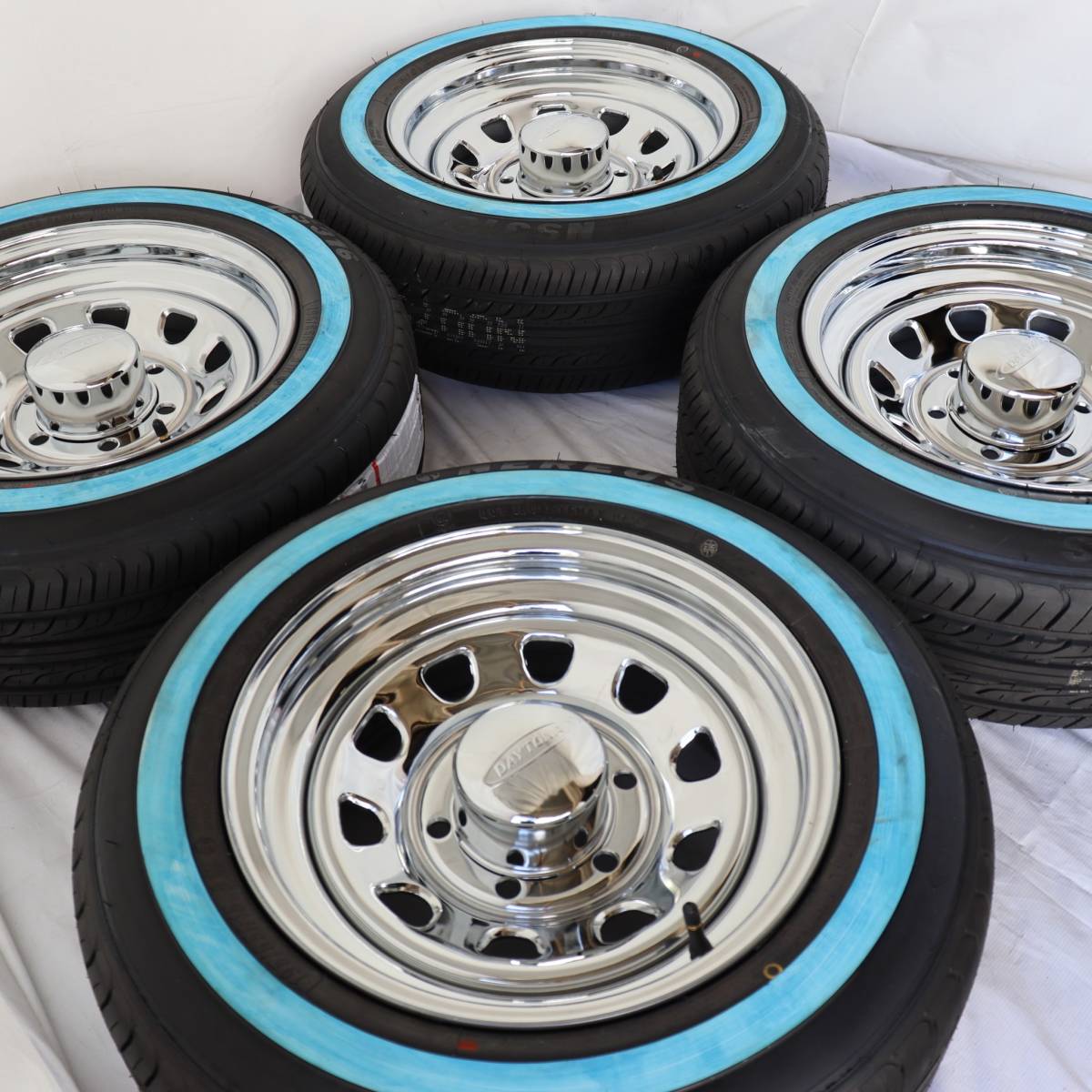 新品 デイトナ 15-7.0J＋12 6-139.7 クローム タイヤ付4本SET 195/65R15 ホワイトリボン アウトレット特価(W0455)_画像2