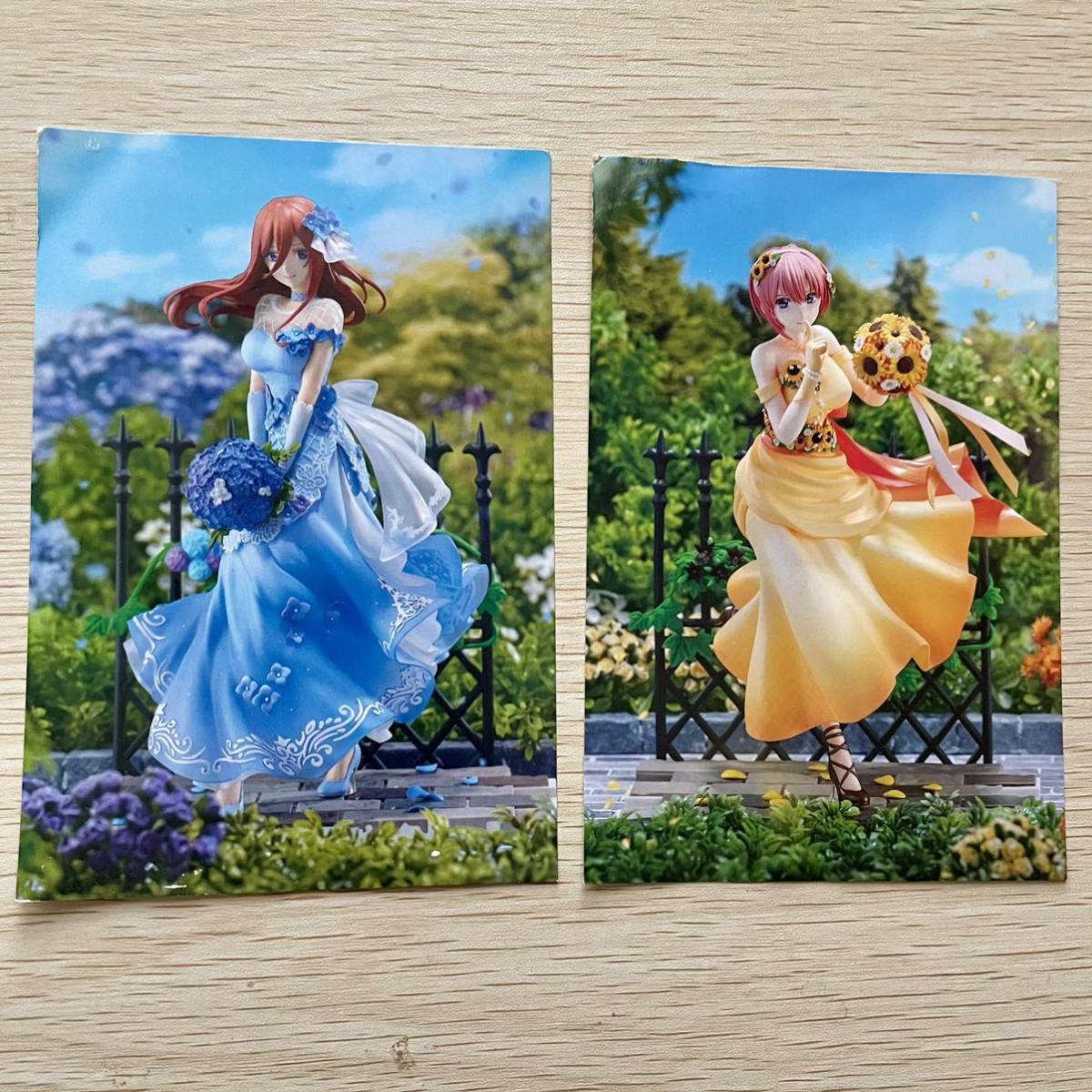 中野一花&三玖 「映画五等分の花嫁」-FloralDressVer.- フィギュア ポストカード 非売品_画像1