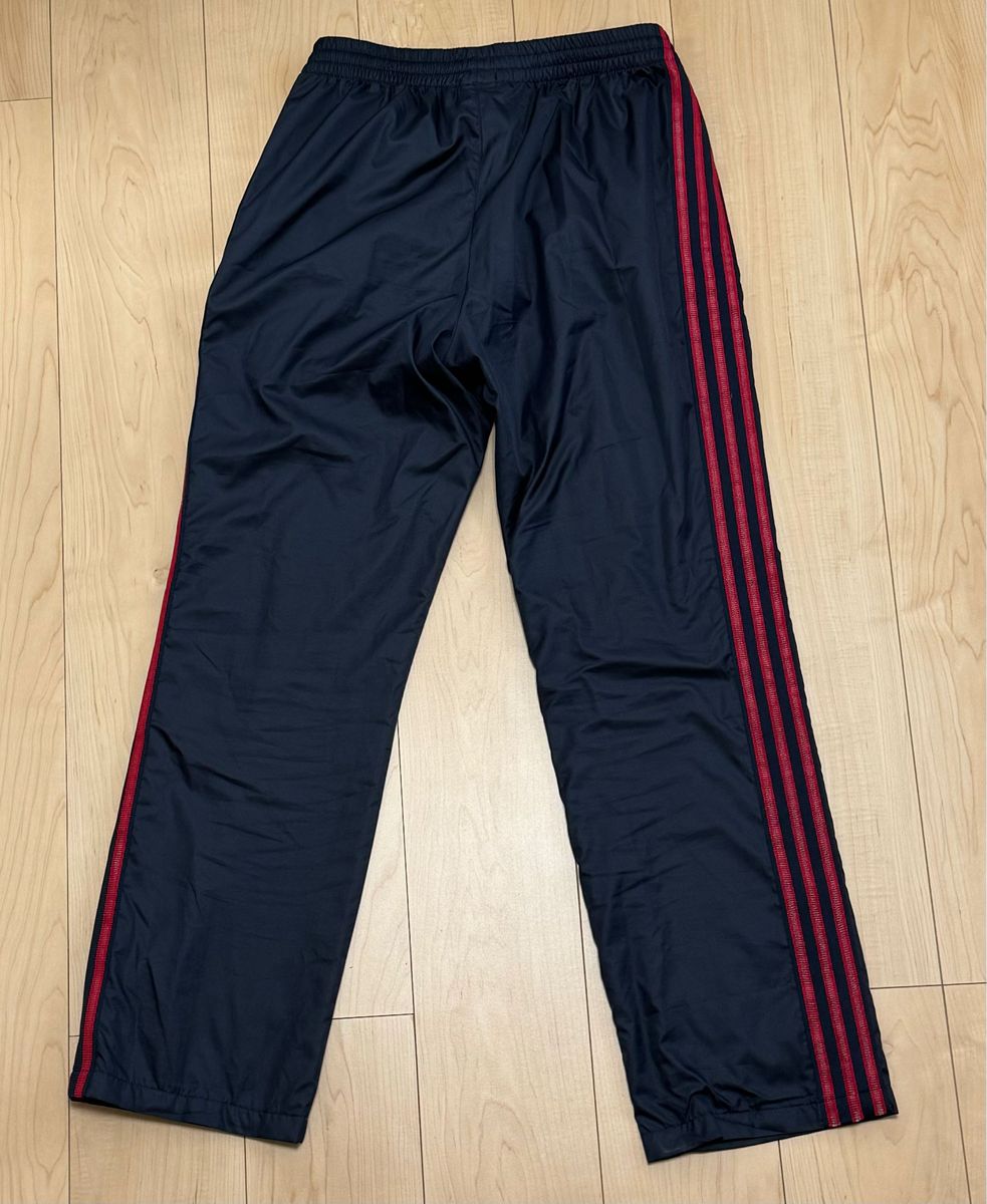 adidas ウィンドブレーカー 上下 Lsize シャカシャカ 裏地アリ adidas ウィンドブレーカー 上下 Lsize シャカシャカ 裏地アリ
