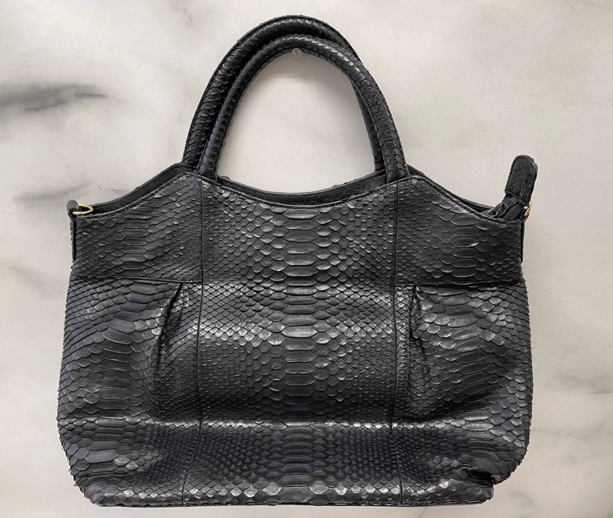 バッグ 4点おまとめ GENUINE PYTHON SKIN ショルダー/ Louis Feraud/ルイフェロー / オーストリッチ / GENUINE OSTRICH LEATHER_画像6