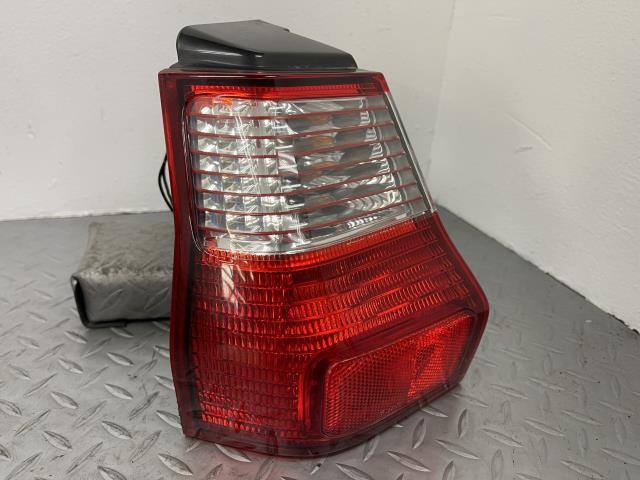  Legnum EA7W left tail lamp light MR439895