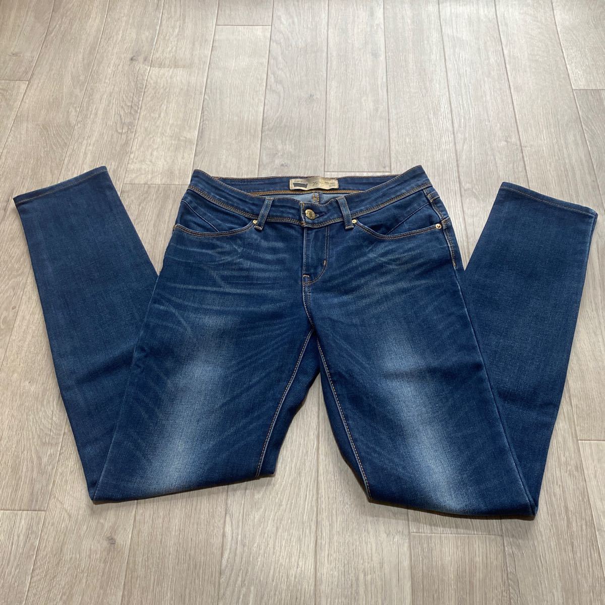 送料無料 古着ジーンズ【Levi's Demi curve skinny W25】_画像9