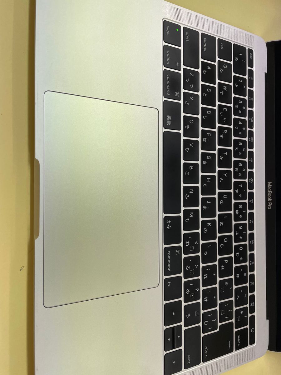 最終です。ジャンク MacBook Pro 13インチ シルバー 2016  256GB