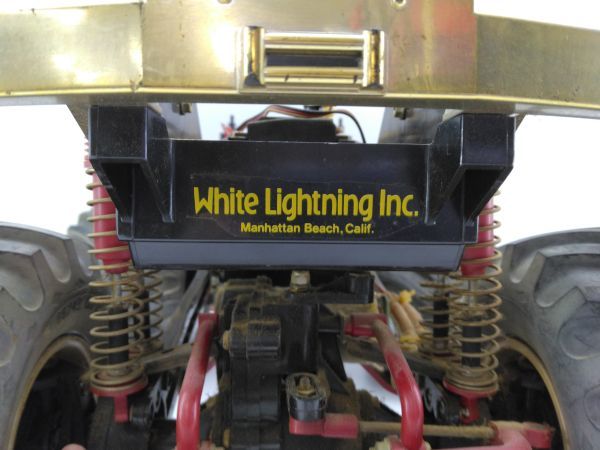 #69/F212×White Lightning ホワイトライトニング ラジコンカー ジャンク_画像5
