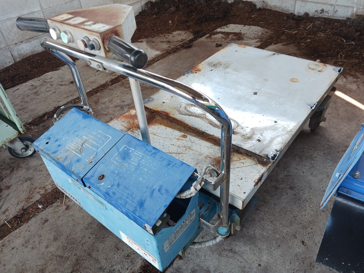 花岡車両(株) 電動油圧式昇降台車 電動昇降 耐荷重約1000kg 金型 花岡車両(株) 電動油圧式昇降台車 電動昇降 耐荷重約1000kg 金型