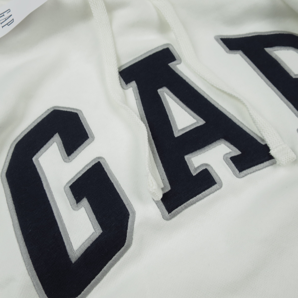 新品★GAP/ギャップ/アーチロゴ裏起毛プルパーカー036/03白/【M】_画像3