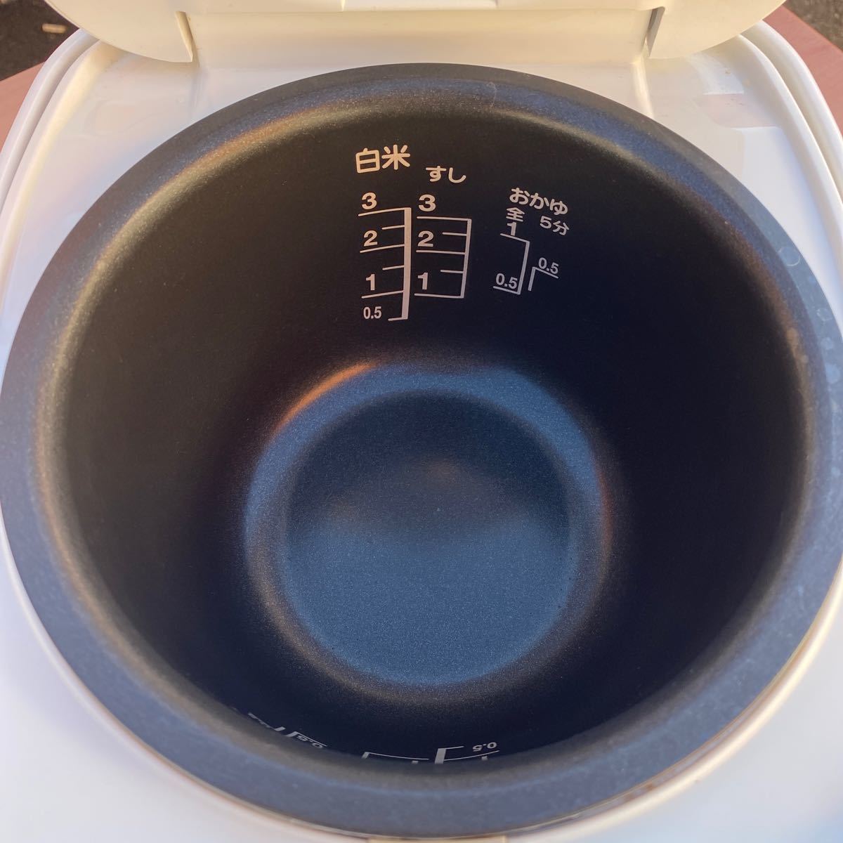 東芝 ジャー 炊飯器　RC-5SL 炊飯容量0.54L 3合炊　中古品　動作確認済_画像8