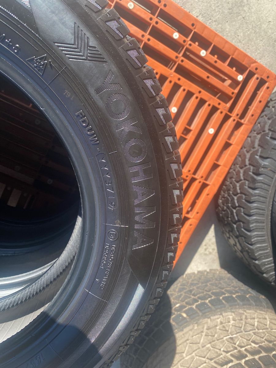 165/70R14 YOKOHAMA ICE GUARD IG50 PLUS STUDLESS 