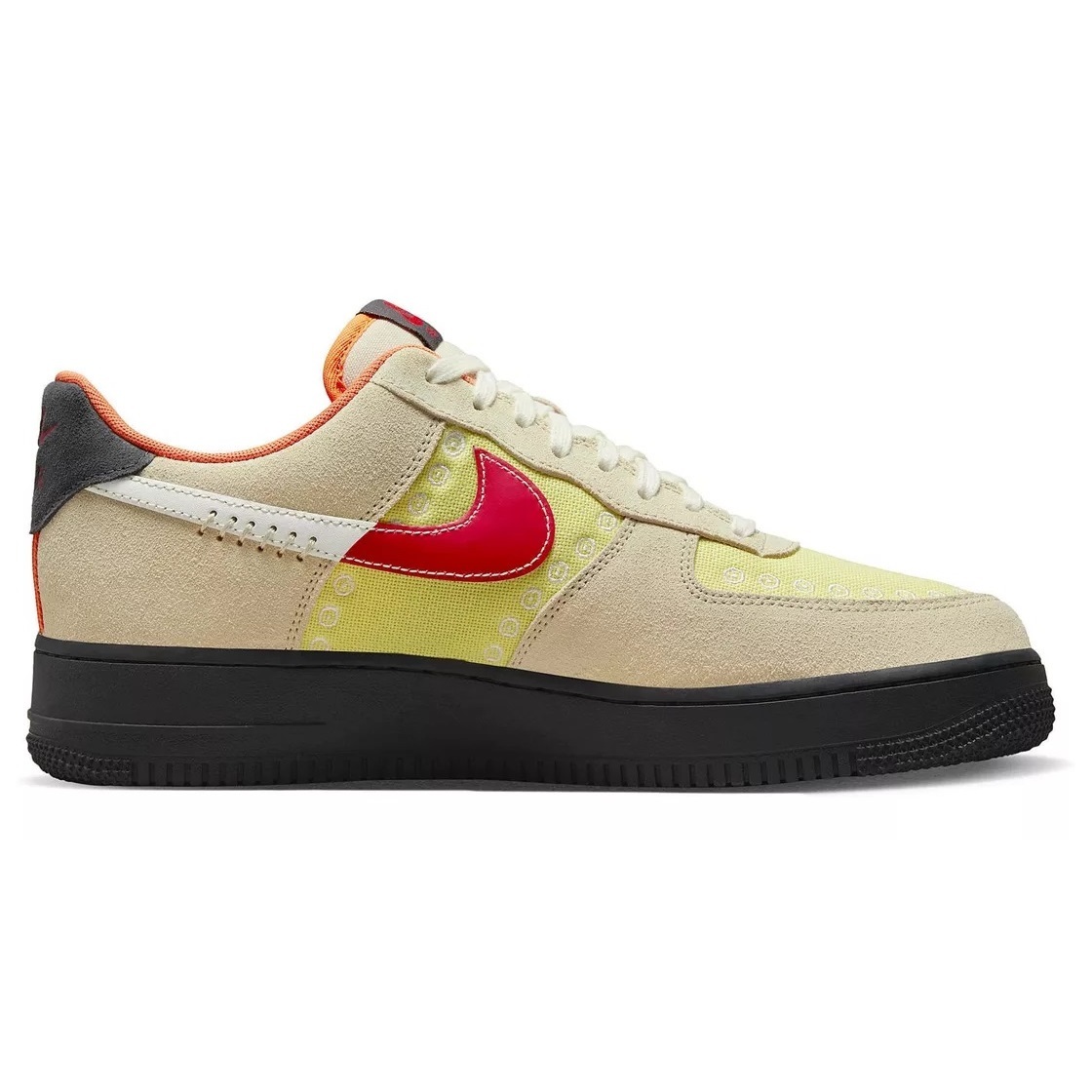 ☆NIKE AIR FORCE 1 '07 LX 薄ベージュ/黄/赤/黒/オレンジ 27.5cm ナイキ エア フォース 1 '07 LX ディア・デ・ムエルト DZ5355-126_画像2