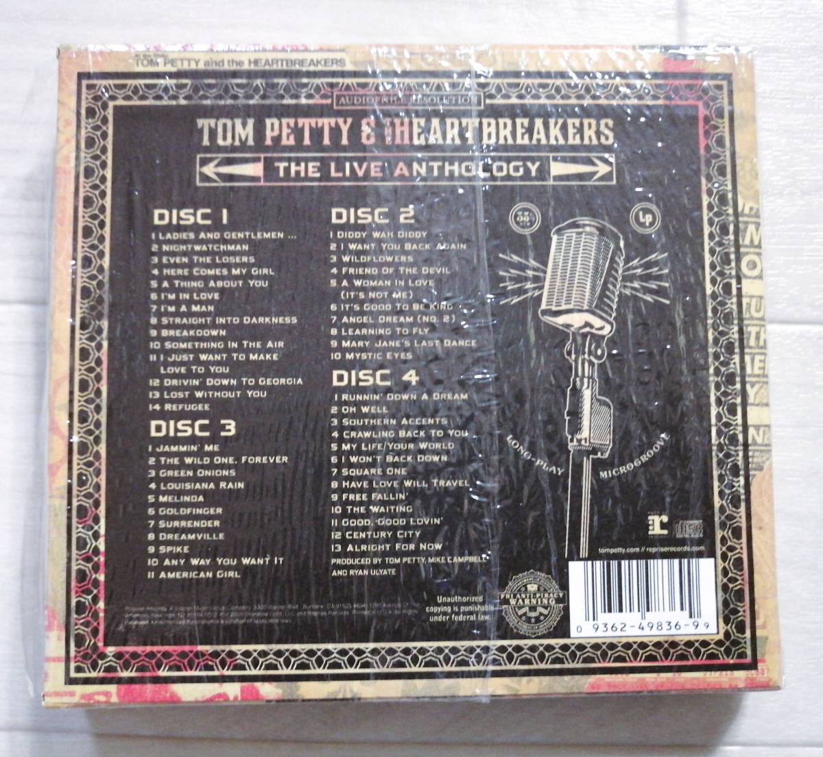 送料160 Tom petty and the Heartbreakers CD 4枚組 LIVE IN ＣONCERT ＦROM 1980-2007 紙ジャケット 美品グッズ _画像3