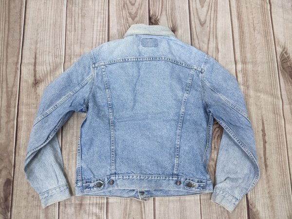 9．80s USA製 リーバイス LEVI'S ヴィンテージ 4th トラッカージャケット デニムジャケット Gジャン 90s メンズ相当 インディゴy302_画像2