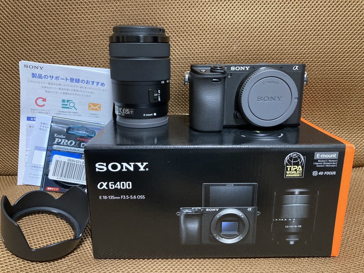 美品】SONY α6400 ズームレンズキット-