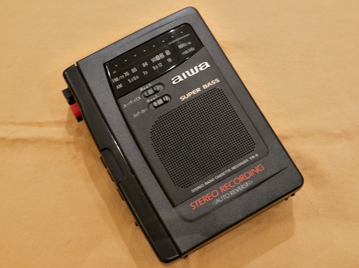 aiwa アイワ　ステレオ ラジオ カセットレコーダー　TR-5　ジャンク品_画像1