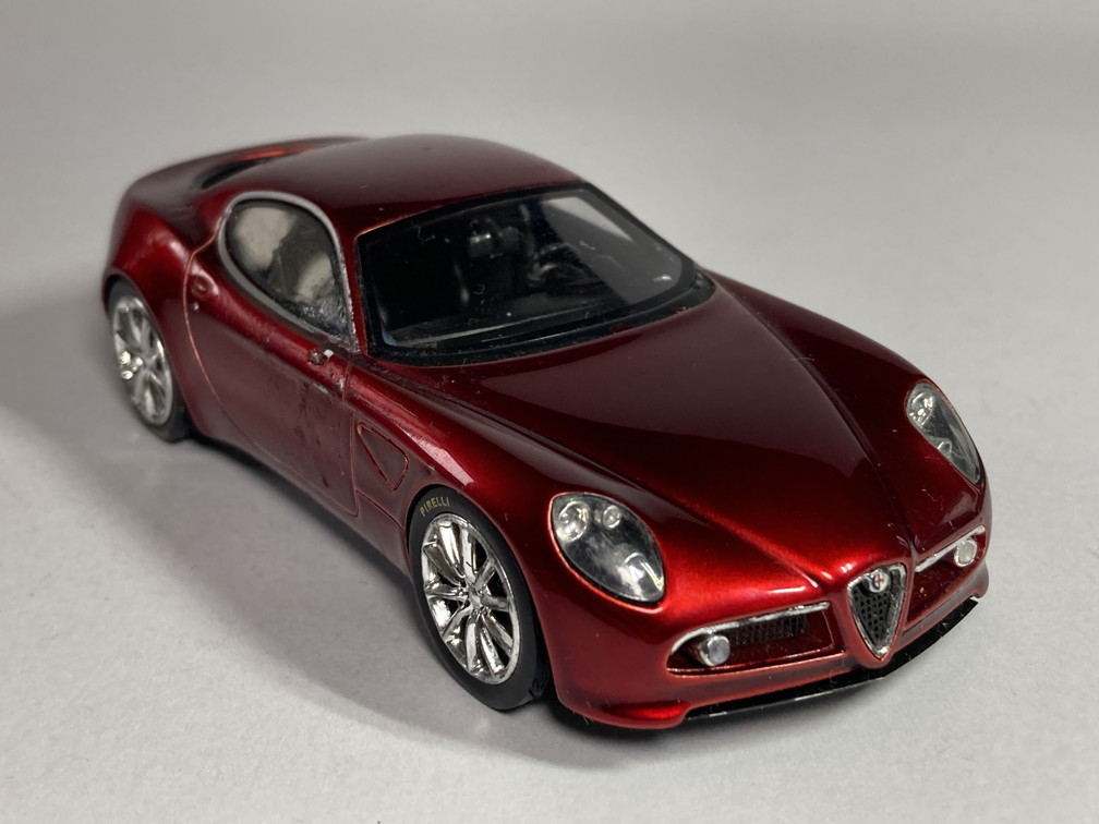 [ジャンク] アルファロメオ Alfa Romeo 8C 2004 1/43 - スパーク Spark_画像9