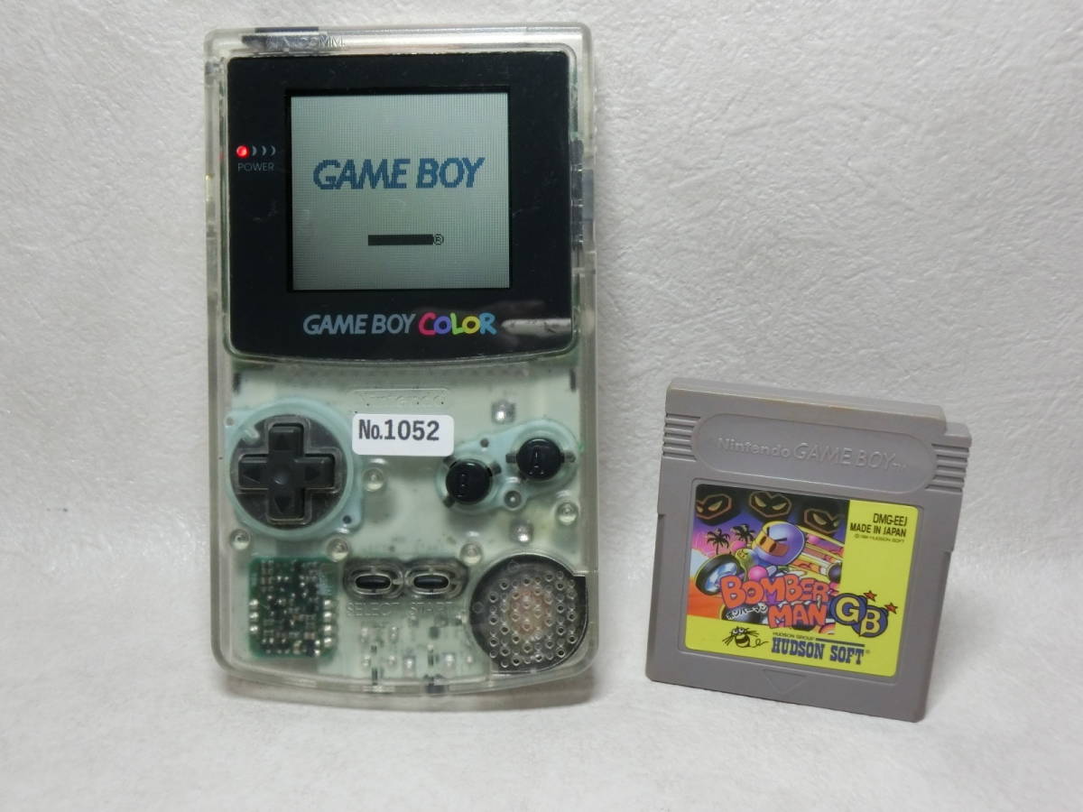 【№1052-ｇ5011】中古：Nintendo　GAMEBOY　COLOR　ゲームボーイカラー　CGB-001　ソフト付　作動品_画像1