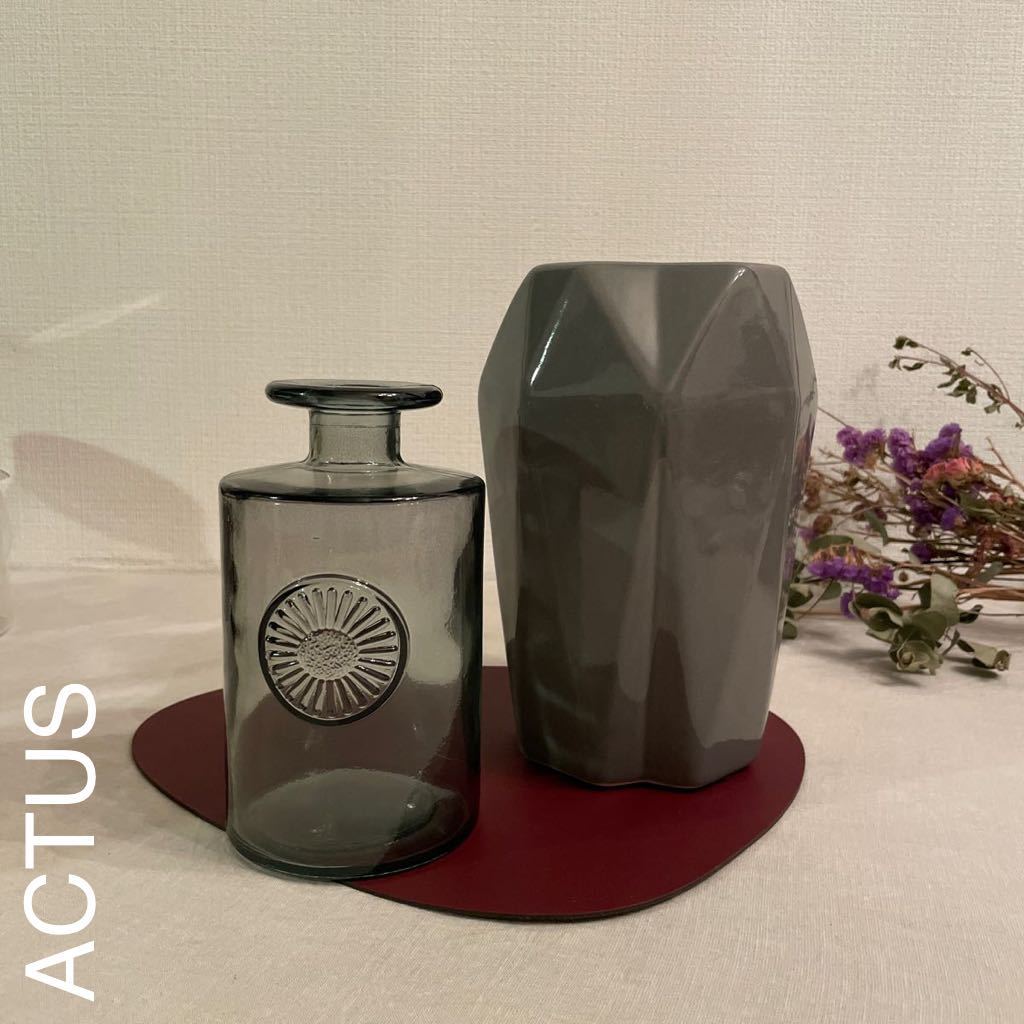 Bibian 比比昂 - アクタス 花瓶 フラワーベース 2点セット 花器 Bibian 比比昂 - アクタス 花瓶 フラワーベース 2点セット 花器