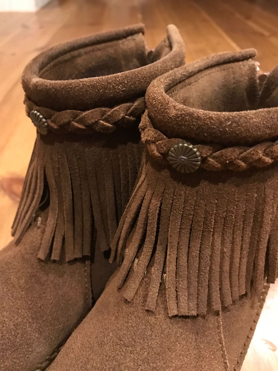 ミネトンカ MINNETONKA モカシン フリンジ バックジップ スエード ブラウン色