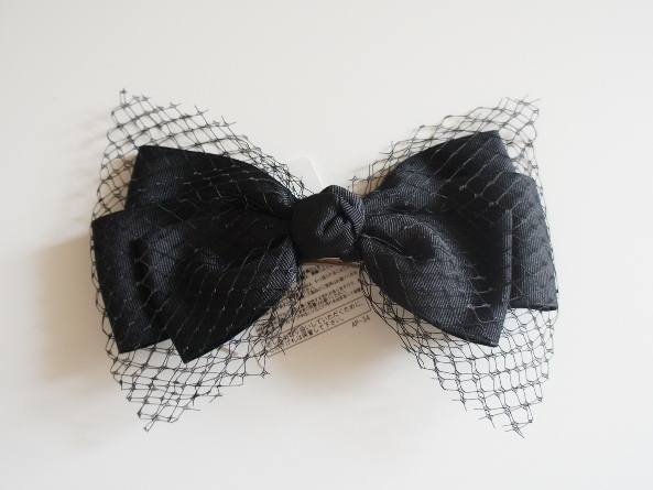  cat pohs 290 jpy [ regular price 4 thousand jpy ] Anatelier chu-ru ribbon barrette black ab4