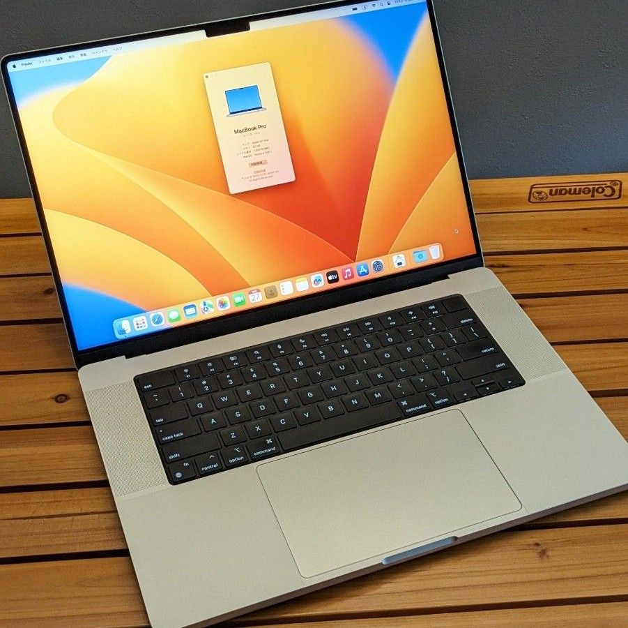 16インチ MacBook Pro M1 Max メモリ 32GB SSD 2TB USキーボード 16インチ MacBook Pro M1 Max メモリ 32GB SSD 2TB USキーボード