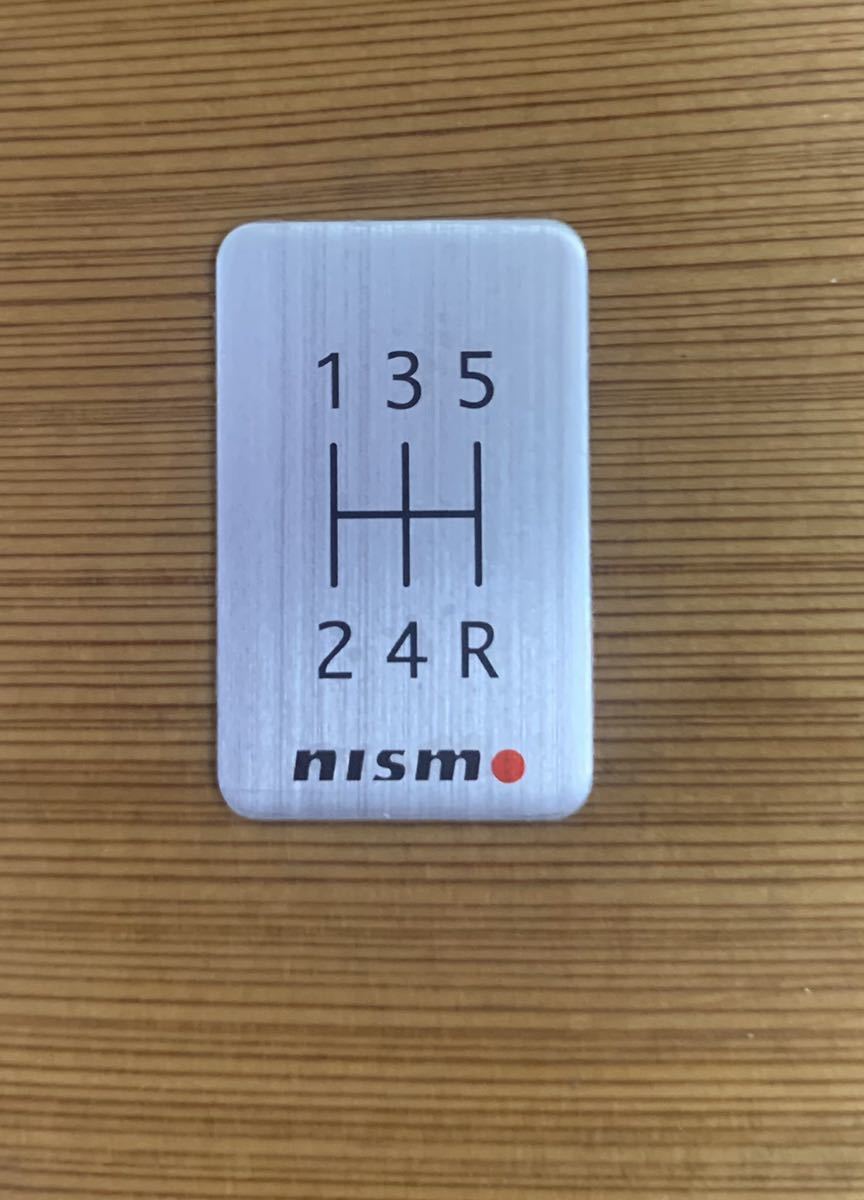 ♪ 送料無料 ♪ 2枚 新品 nismo ニスモ シフトパターン 5速 5MT メタルシール 18ｍｍ×29ｍｍ 日産 ♪未使用品_画像2