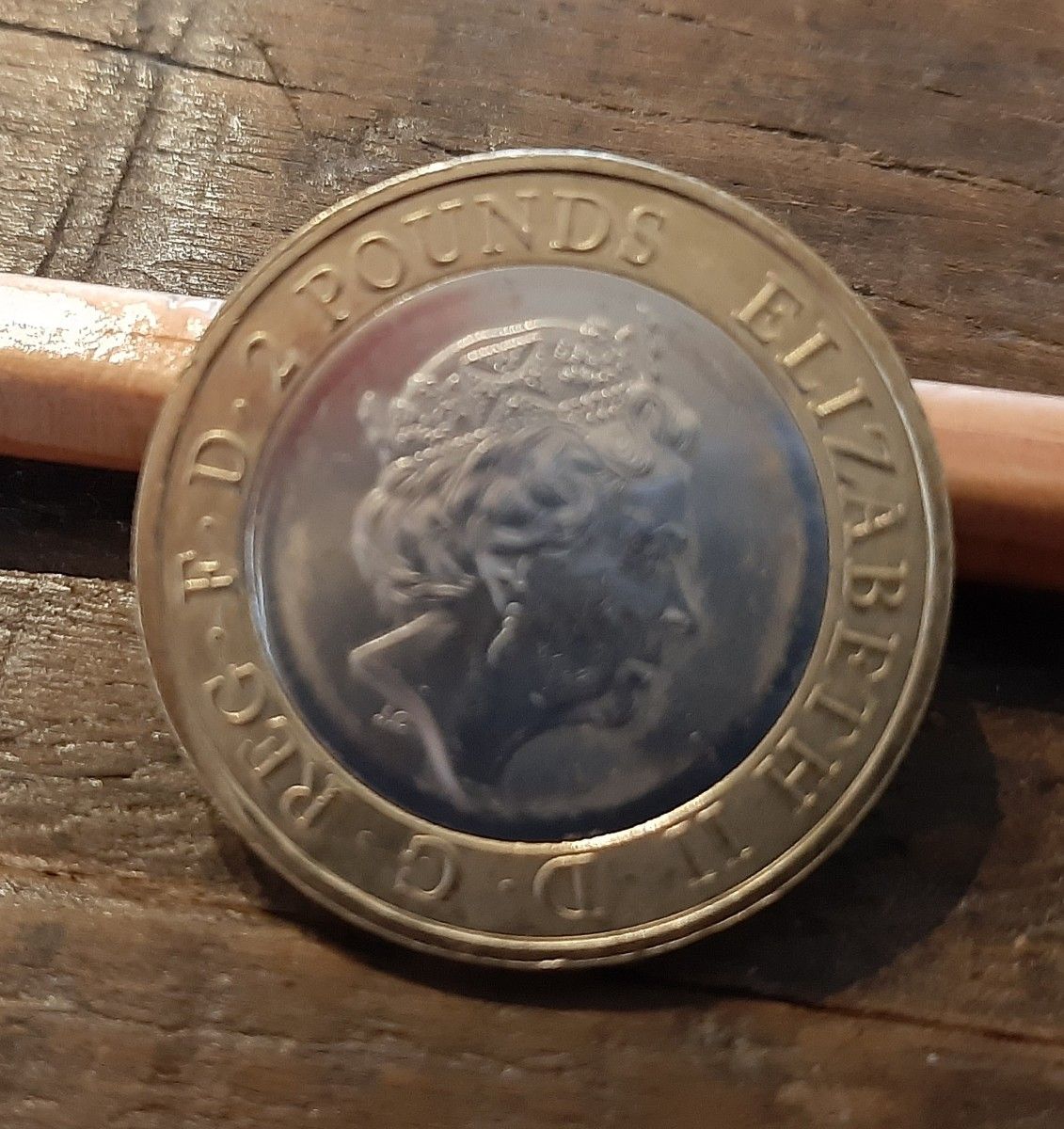 エリザベス女王 イギリス 英国2ポンドコイン 2016 SHAKESPEARE DESIGN 