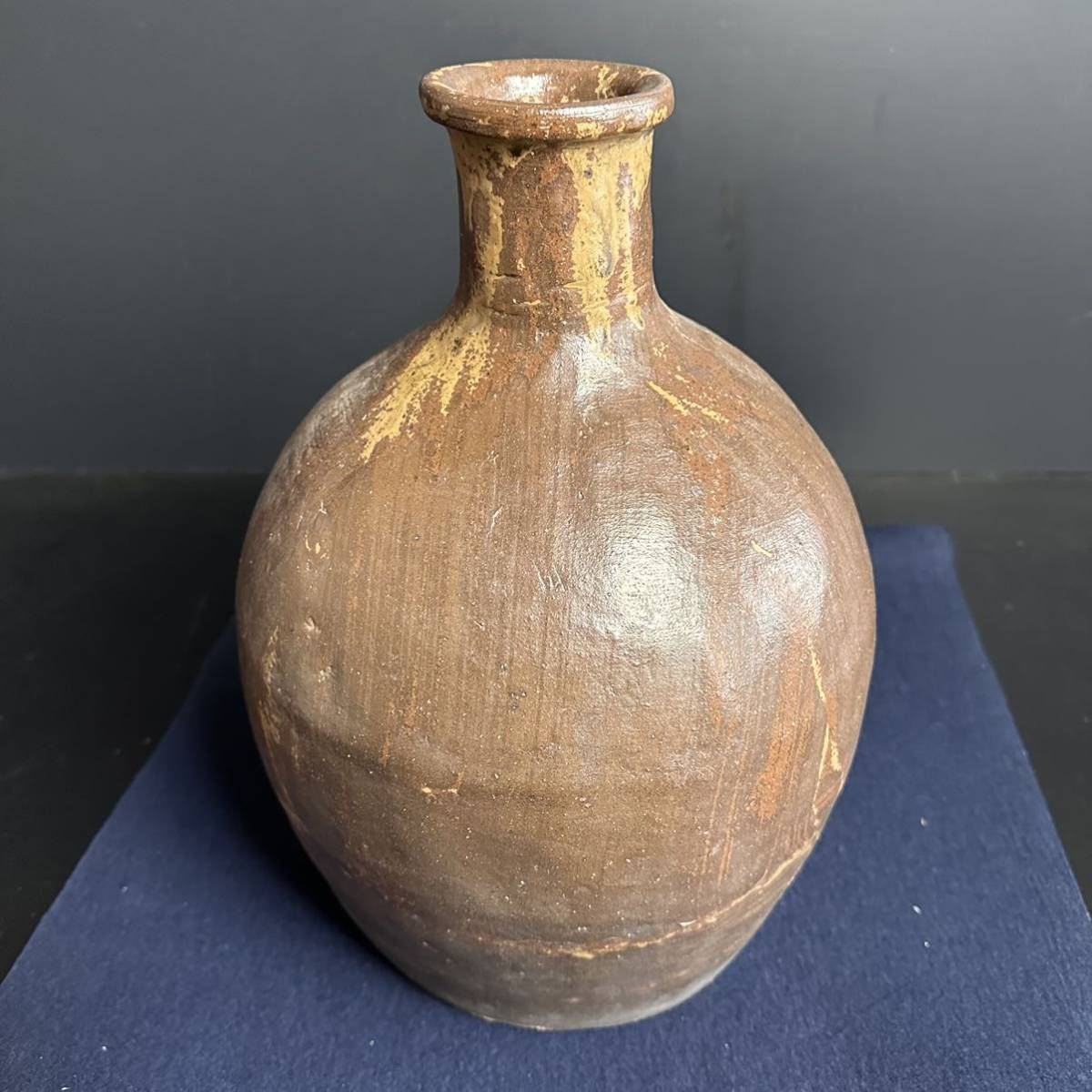 SX655 信楽焼 壺 壷 大徳利 水瓶 酒瓶 古い壺 高さ約35cm 花器 SX655 信楽焼 壺 壷 大徳利 水瓶 酒瓶 古い壺 高さ約35cm 花器