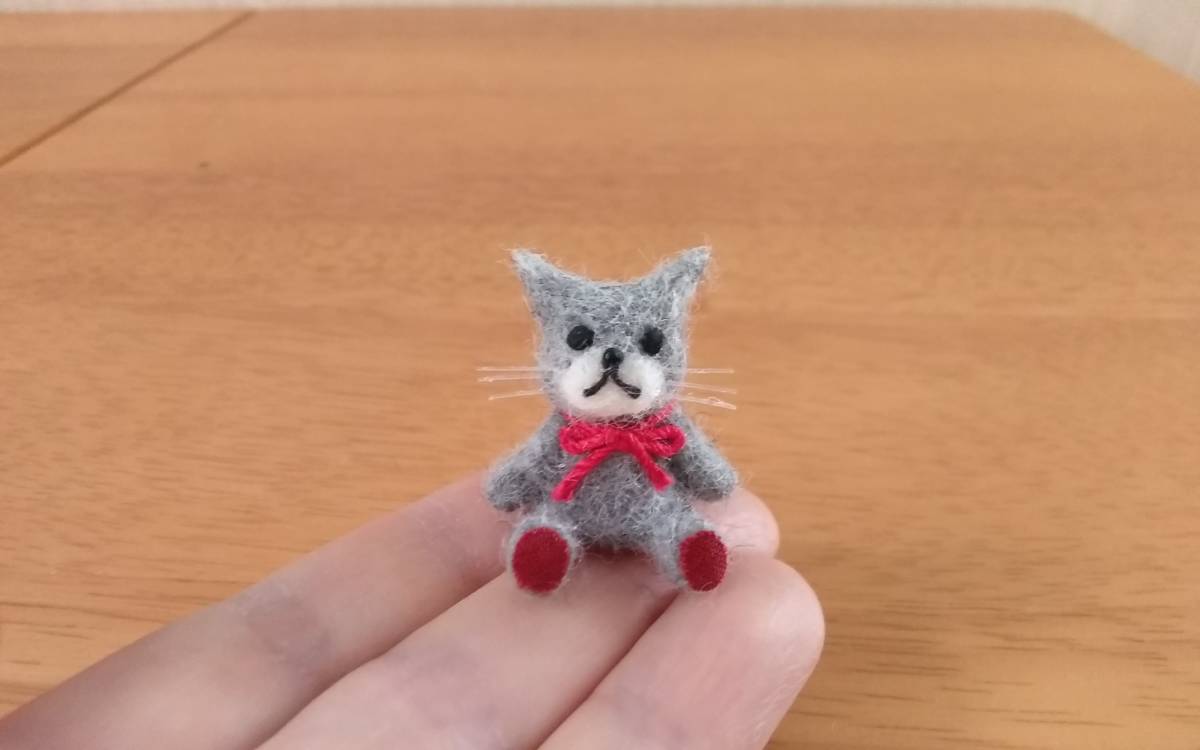 ミニチュア猫　おもちゃ箱　ハンドメイド　ドールハウス　お人形の小物雑貨　手作り小さなネコ　昭和レトロ_画像3