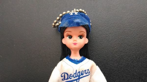 Yahoo!オークション - リカちゃん MLBリカキーホルダー ドジャース