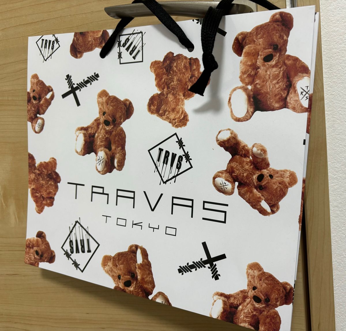 TRAVAS TOKYO 椎名ひかり コラボ セーラー クマ パーカー TRAVAS TOKYO 椎名ひかり コラボ セーラー クマ パーカー