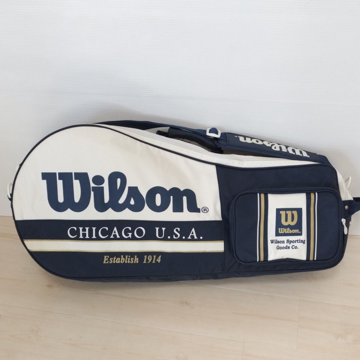 WILSON テニスラケットバッグ 6本 ホワイト/紺|Yahoo!フリマ WILSON テニスラケットバッグ 6本 ホワイト/紺|Yahoo!フリマ