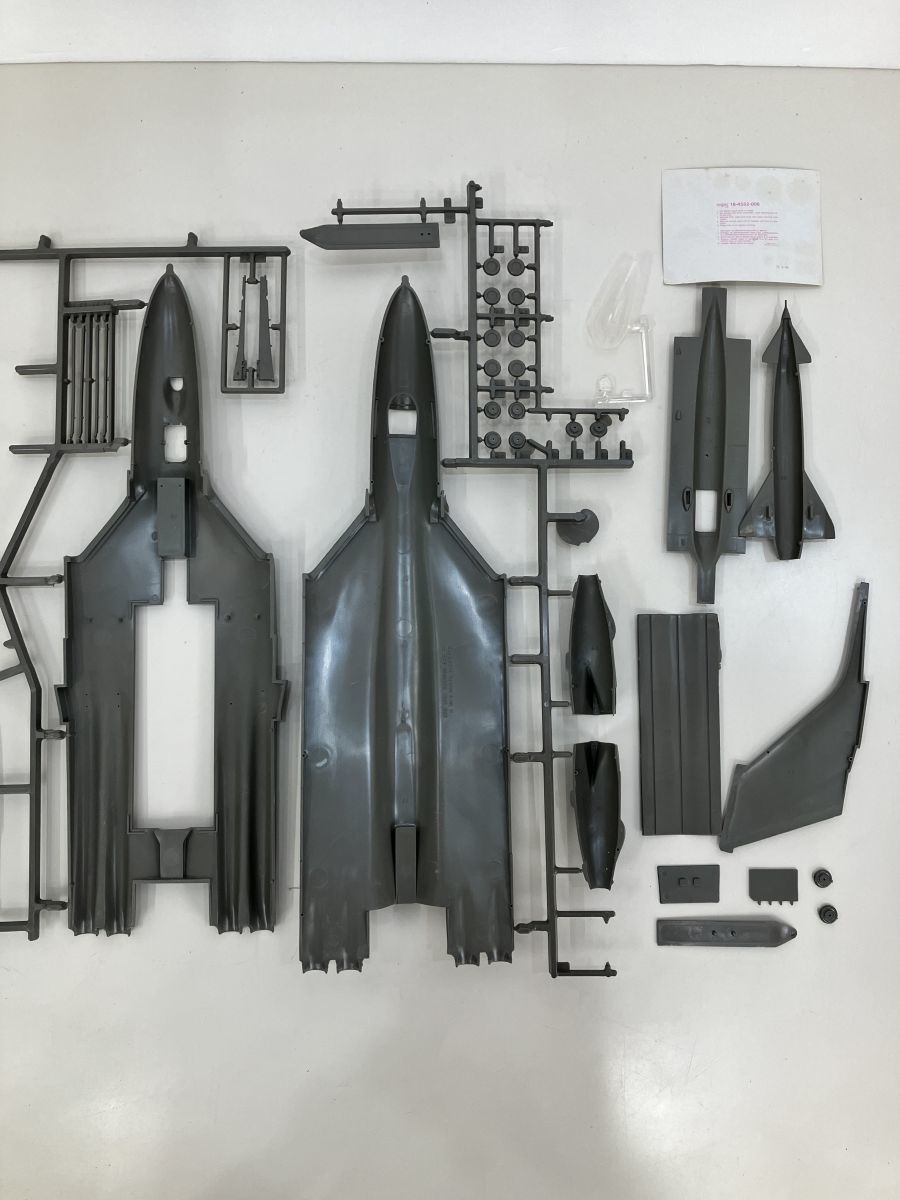 プラモデル/ジャンク扱い/Avro Vulcan アブロ バルカン 1/72 /mpc/未組立/取扱説明書付き【G130】_画像8