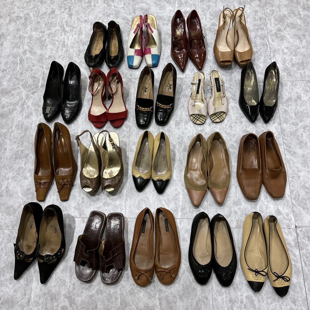 1円~ ＊ まとめ売り '高級婦人靴 19点セット' LOUIS VUITTON / HERMES / CHANEL / CELINE / TOD'S / Sergio Rossi / Ferragamo 等 パンプス_画像1