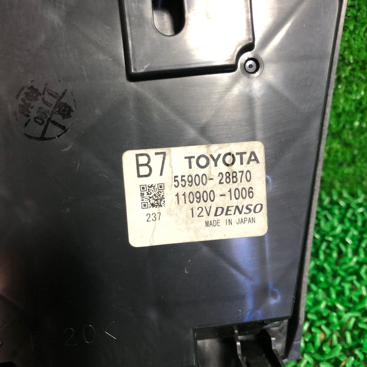 トヨタ エスティマアエラスＧACR50W 純正 エアコンスイッチ ACR55 AHR20 GRS50 GRS55 1F7 [FACR50-R511-H19-05]_画像6