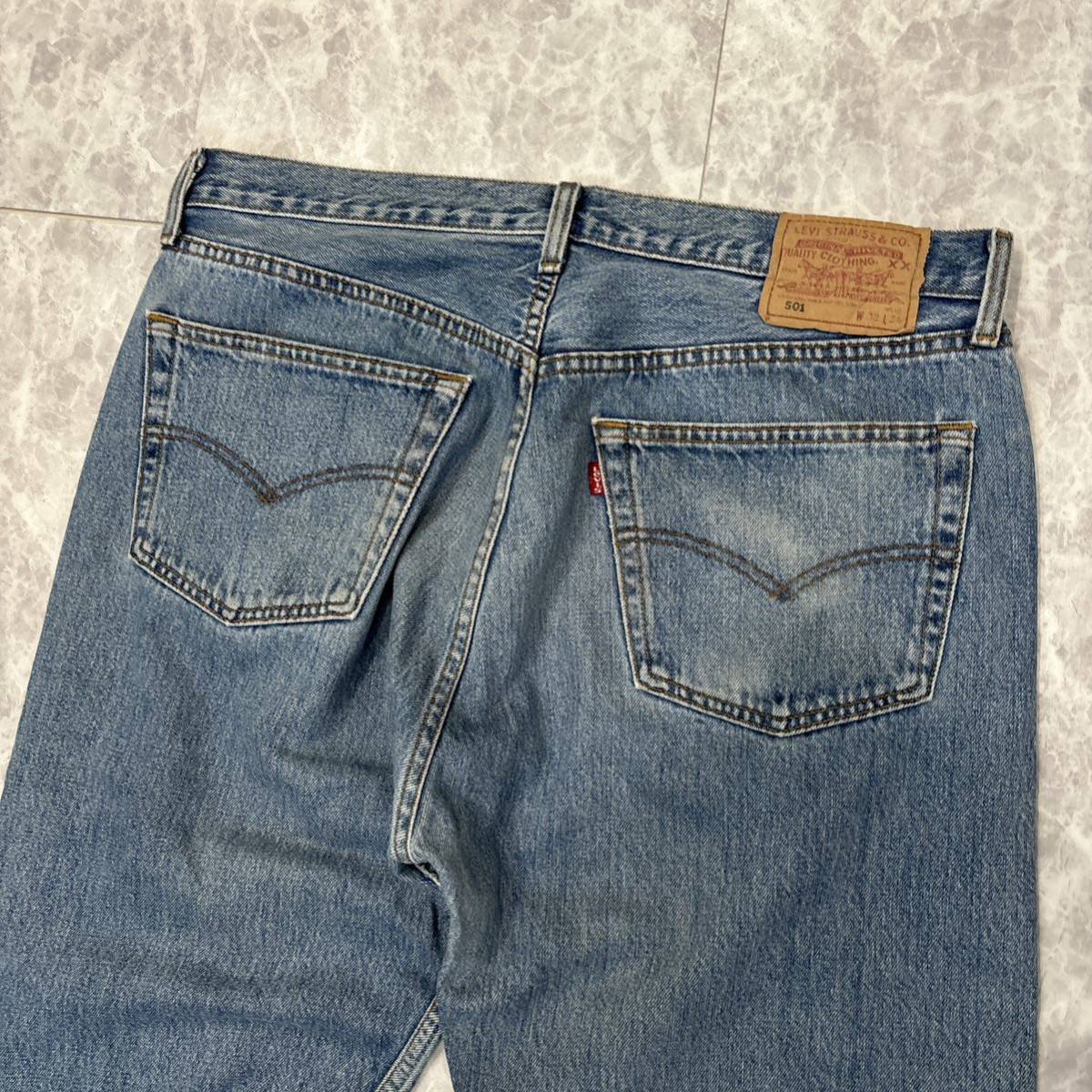 JJ＊ 古着 '希少 90's ビンテージ' 大きいサイズ LEVI’S リーバイス 501 デニムパンツ / ジーンズ W38 L34 メンズ ボトムス ボタン裏 247 _画像5