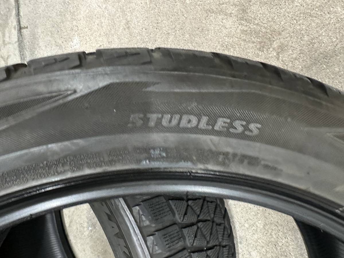 【在庫処分につき特別価格】BRIDGESTONE ブリジストン BLIZZAK DM-V2 STUDLESS ２８５/45R22 スタッドレスタイヤ４本セット エスカレード _画像4