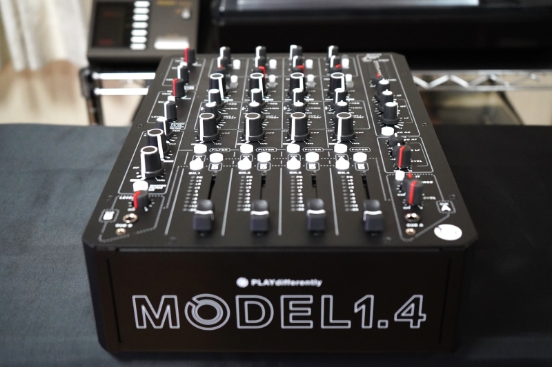 Yahoo!オークション - PLAYdifferently MODEL1.4 DJミキサー Yahoo!オークション - PLAYdifferently MODEL1.4 DJミキサー