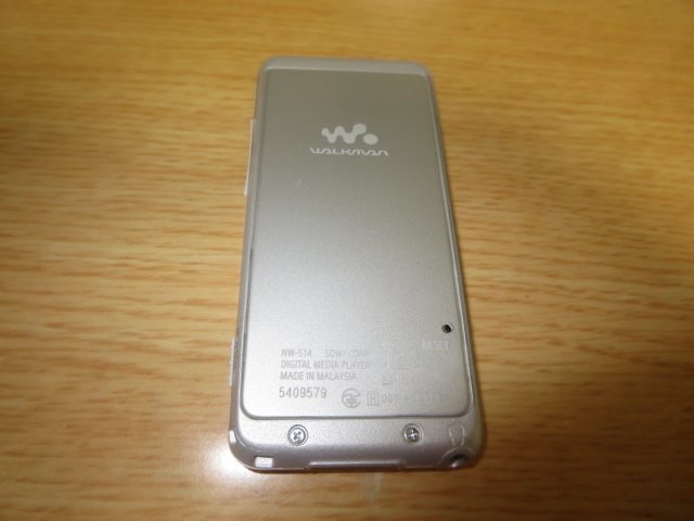 垃圾1日元〜超級漂亮的文章索尼Walkman NW-S14最高損失8GB 原文:ジャンク　1円～超美品最落無　ソニーウォークマン　NW-S14　ホワイト　8GB　