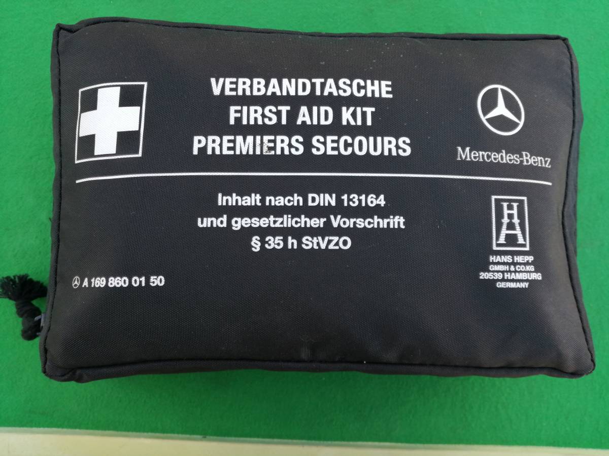Mercedes Benz Mercedes Benz C200 W204 original first-aid set emergency kit 