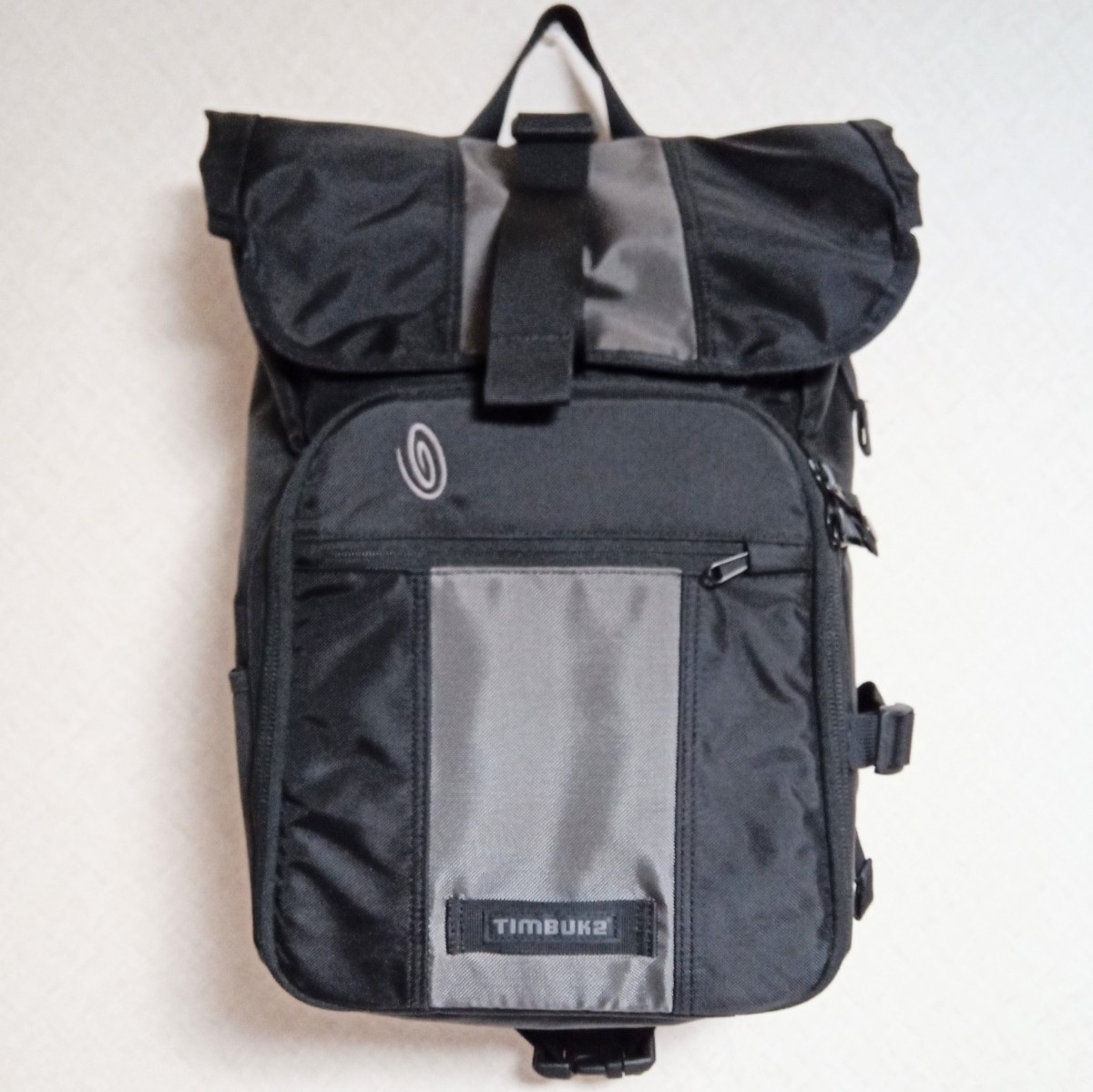 TIMBUK2　バックパック　デイパック　カメラ収納可能　_画像1