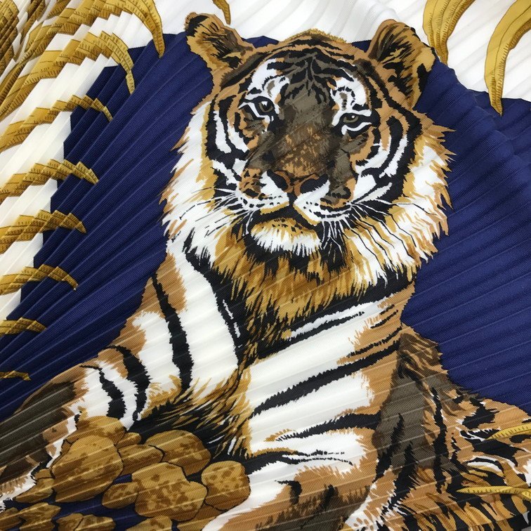 HERMES エルメス プリーツカレ スカーフ TIGRE ROYAL 王者の虎【BKAV9014】_画像2