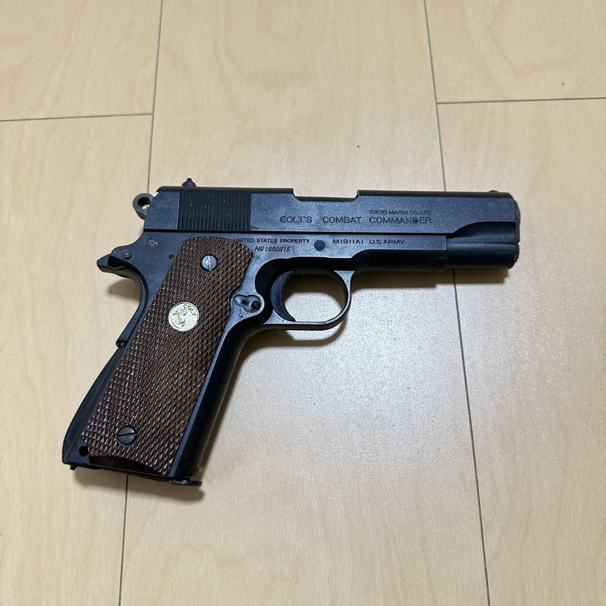 東京マルイ COLT COMBAT コルト コンバット COMMANDER エアガン ガスガン CALIBER 45 M1911A1 No1980915 モデルガン MGC コルトガバメント _画像2