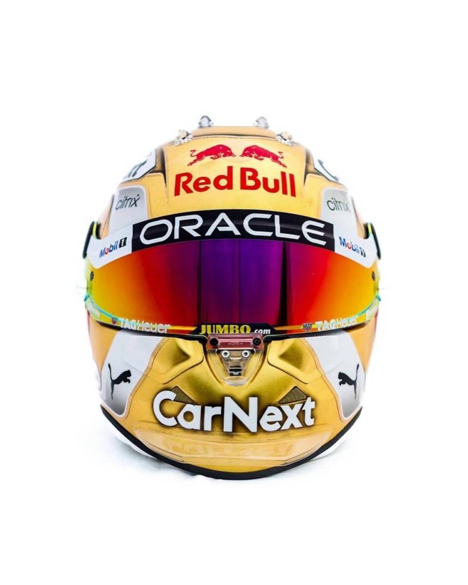 海外 送料込み 高品質 マックス・フェルスタッペン F1 2022 優勝 海外 送料込み 高品質 マックス・フェルスタッペン F1 2022 優勝