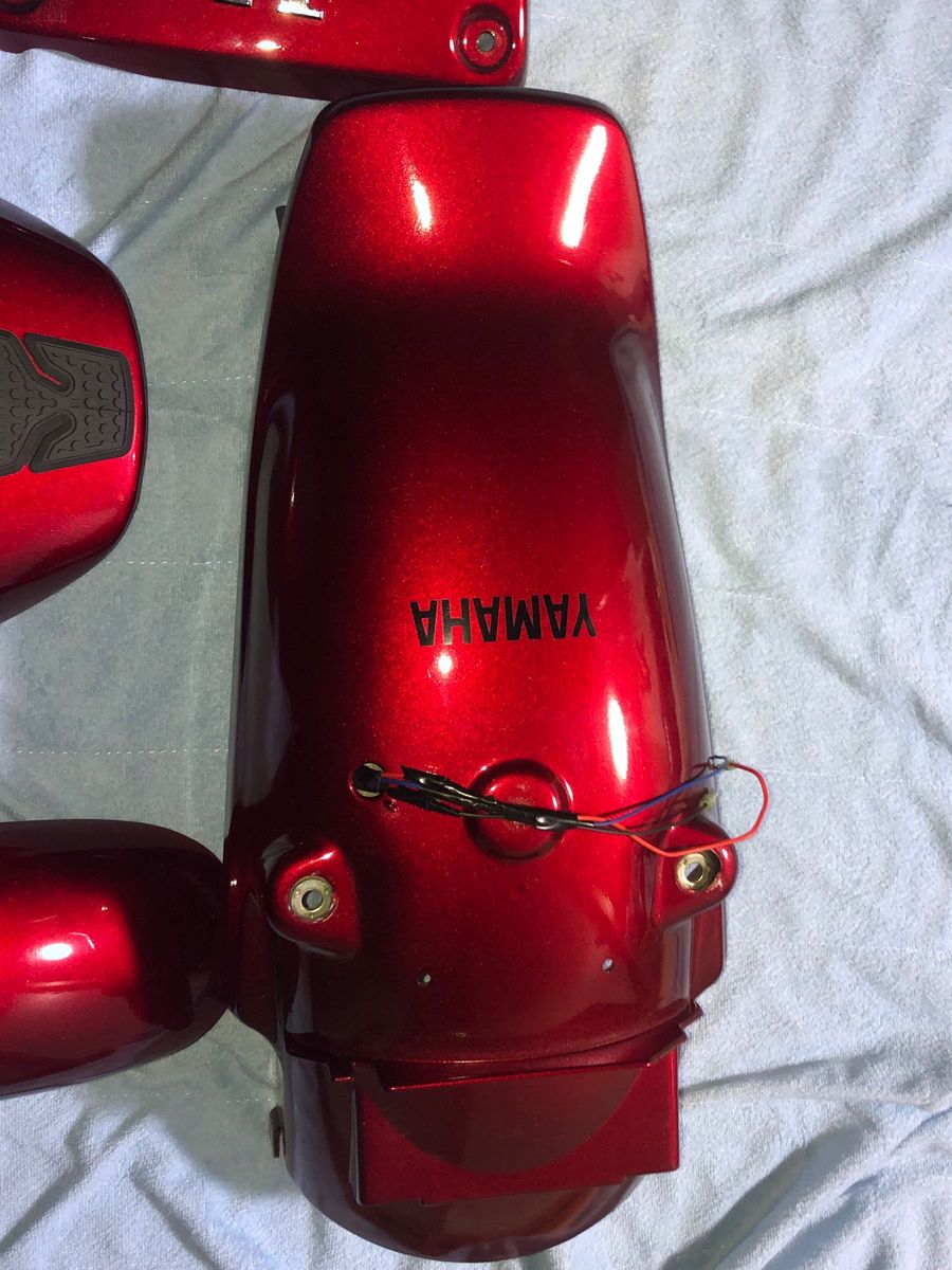 ヤマハ V-MAX1200外装セット(純正品ベース)キャンディーレッド ヤマハ V-MAX1200外装セット(純正品ベース)キャンディーレッド