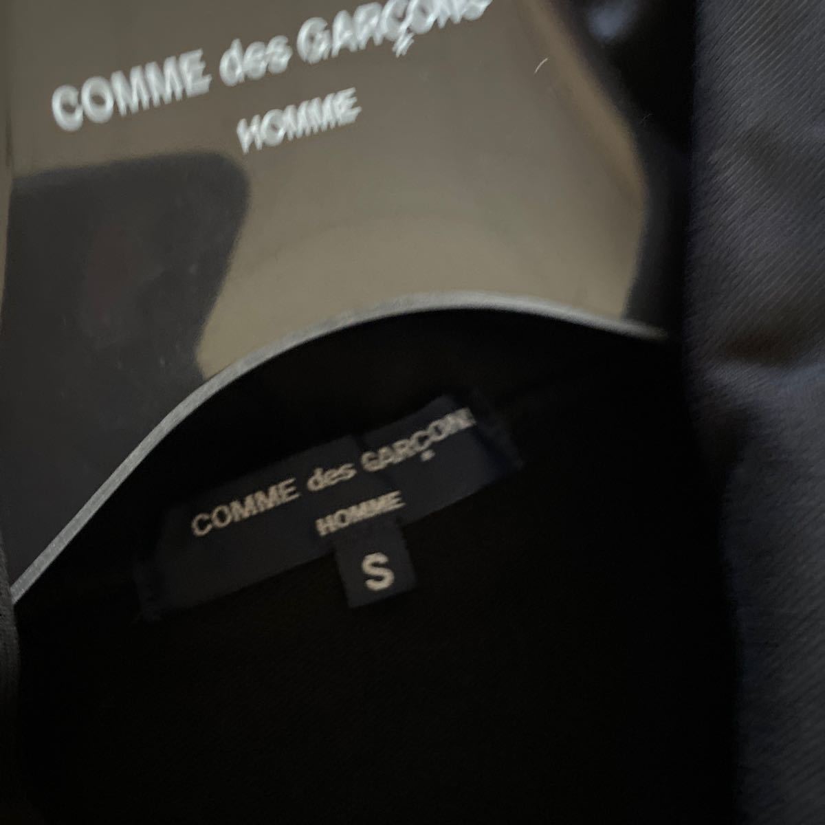 新品未使用 COMME des GARCONS HOMME ロゴプリントスェットパーカー_画像5